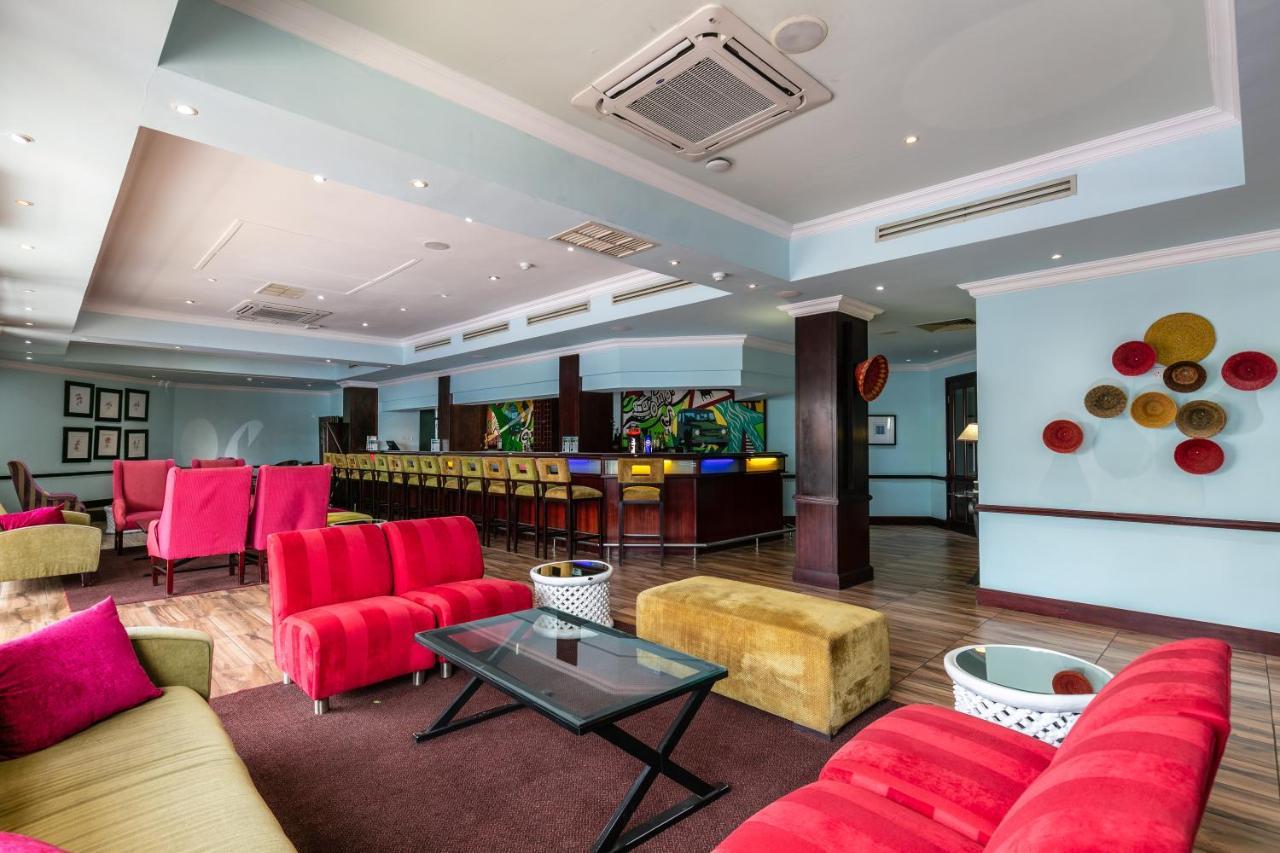 Cresta President Hotel Gaborone Exterior foto
